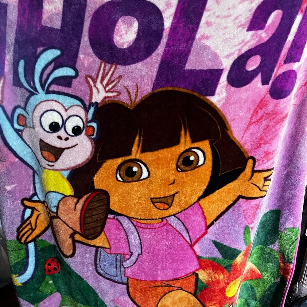Vintage Dora the Explorer Pink Graphic Throw Blanket